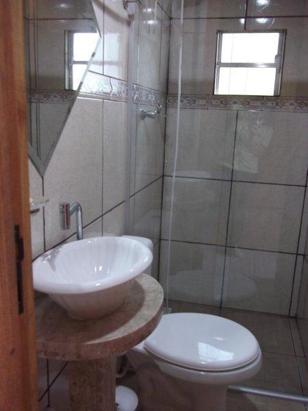 Pequena Pousada Pernottare Estacionamento Frente E Lado Publico Privado Gramado Chambre photo